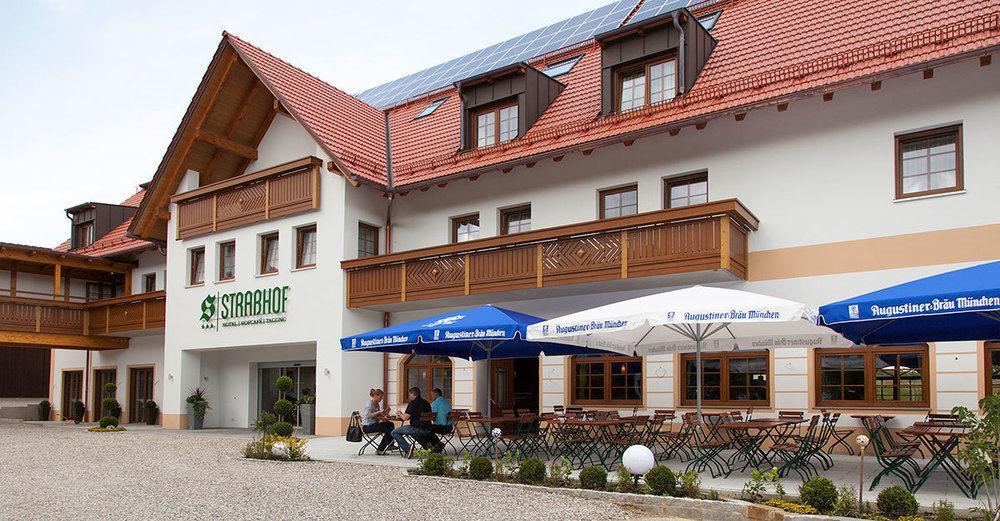 Hotel Strasshof Pfaffenhofen an der Ilm Bagian luar foto